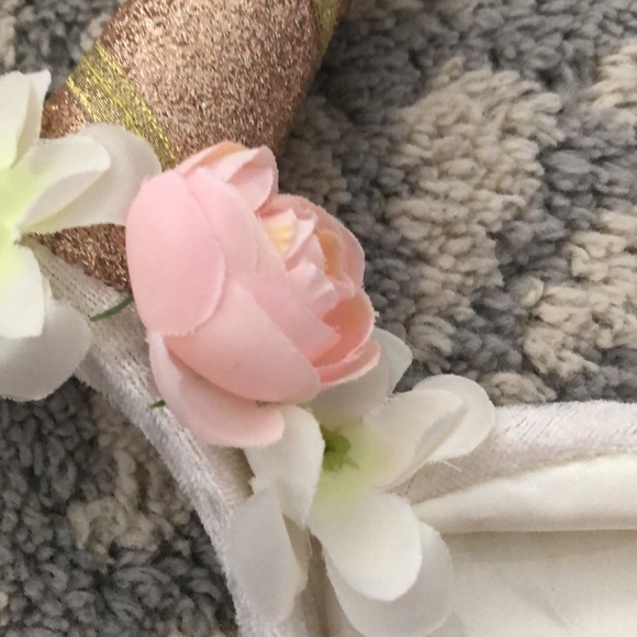 Velvet and glitter floral unicorn headband - Picture 2 of 2